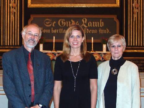 Björn, Kerstin och Margareta i Nykils kyrka den 7 oktober 2012.